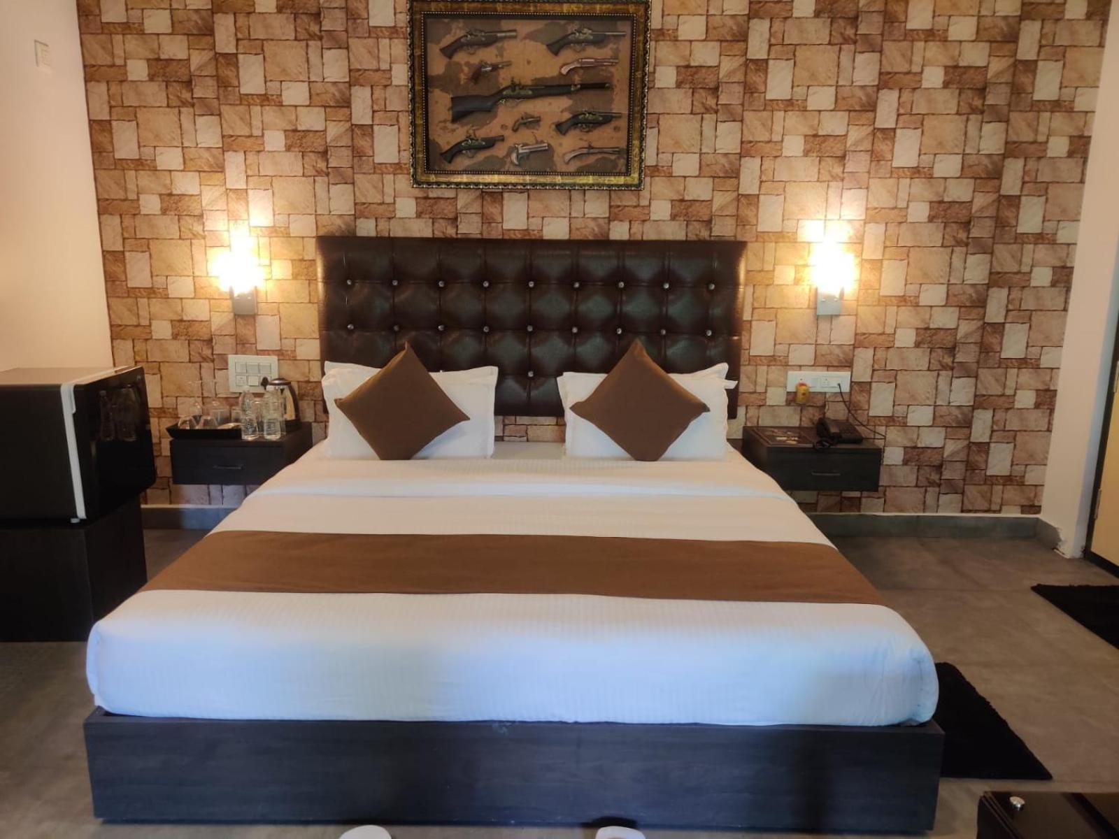 The Mountain Shades Resort 마디케리 외부 사진